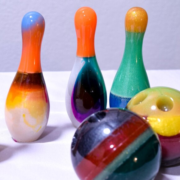 Bowling Ball Set - Picture 1 of 3